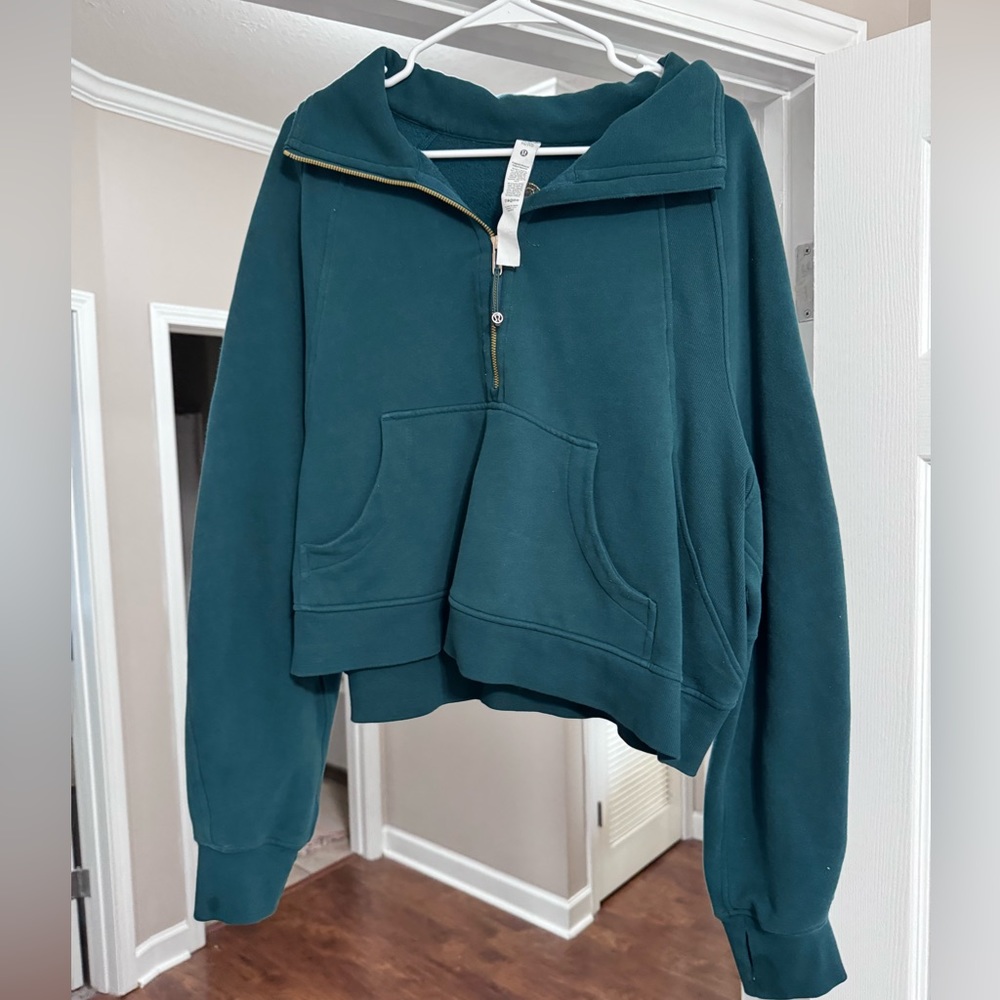Lululemon Scuba
